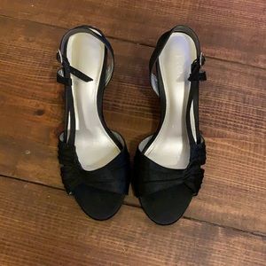 Black Liz Claiborne Massey Slingbacks